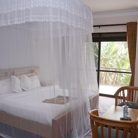 Cepha'S Inn Kabale المظهر الخارجي الصورة